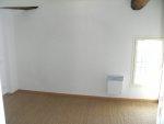 UZES- Dans domaine s�curis� avec piscine, appart. T4 