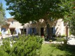 20min Avignon - MAS r�nov� de 170 m� hab.
