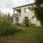 Uz�s, Maison de 110m� + g�te de 70m� sur 2400m�.