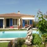VILLA AVEC PISCINE VERS PONT DU GARD
