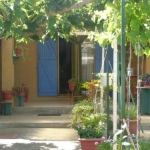 Villa ouverte sur son jardin!!