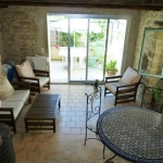 jolie maison de village en pierres