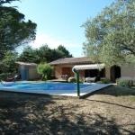Villa 90 m� avec piscine sur  terrain de 1878m� pour 357000&euro;