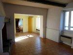 Maison de ville de 90m�  � 12km d'Uzes
