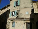 Maison de ville de 90m�  � 12km d'Uzes