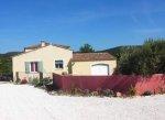 Villa  r�cente, 112m� de plain pied sur 1000m� de terrain clos avec piscine vue sur la garrigue.