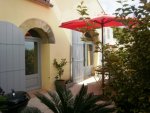 Mi maison mi appartement de 70m� dans un domaine s�curis� avec piscine