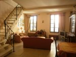Uz�s, secteur sauvegard�, tr�s beau duplex de 70m�.